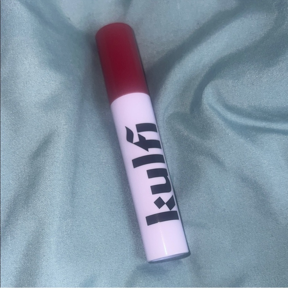 Kulfi Lassi Lips Staining Lip Oil - First Sari